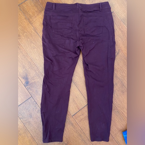 Maroon jeggings - Picture 3 of 4